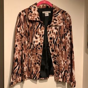 Requirements lightweight jacket size M